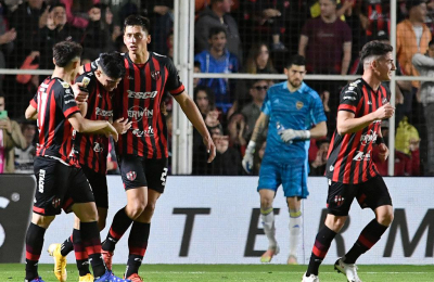 Patronato le dio una paliza a Boca y reavivó la crisis