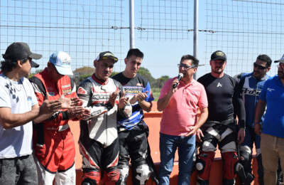 Los pilotos calentaron el asfalto del Guarnieri en la previa del Top Race