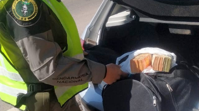 Viajaban desde Sáenz Peña a Córdoba con más de 6.000.000 de pesos ocultos