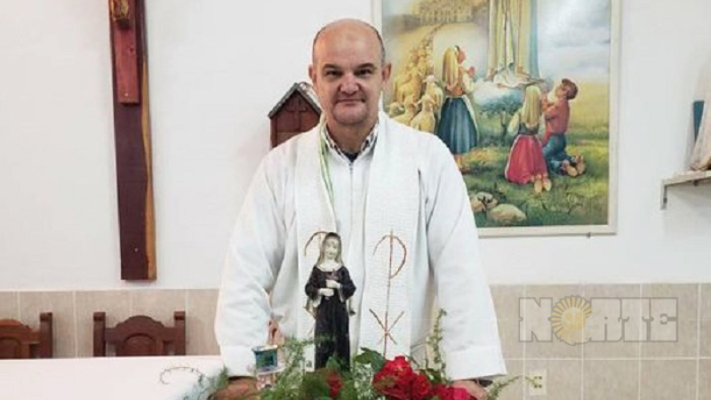 Bodas de plata del párroco Mario Daniel Herbut