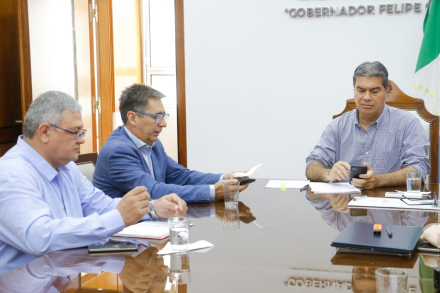 capitanich martinez.jpg