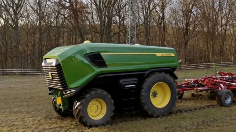 John Deere da un salto al futuro con su tractor robot