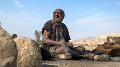 A los 94 años murió el hombre más sucio del mundo