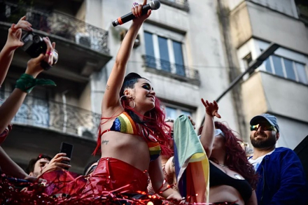 lali-marcha-del-orgullo2.jpg