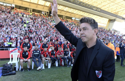 Emoción, aplausos y goles en la despedida de Marcelo Gallardo