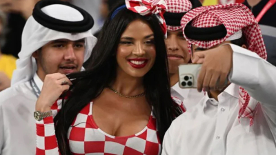 Qatar 2022: quién es Ivana Knöll, la influencer croata que rompe los protocolos en Arabia Saudita