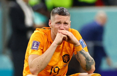Weghorst, decepcionado con Messi por decirle "bobo"