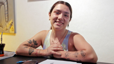Tatuadores de Resistencia viven un diciembre saturados por la demanda