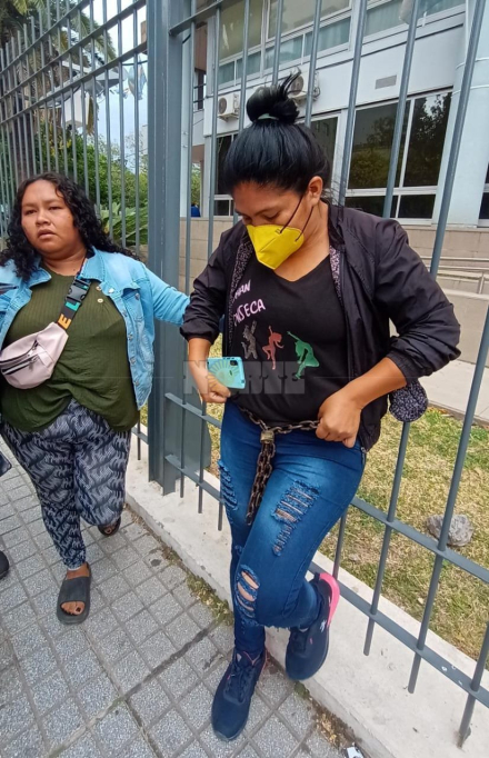 mujer encadenada 1.jpeg