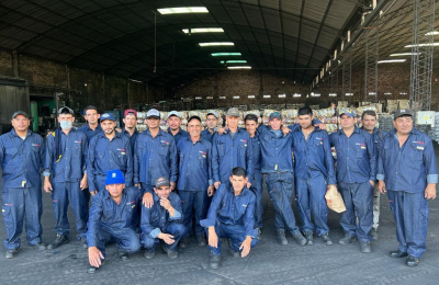 Empresa exportadora usa uniformes de jean de producción chaqueña