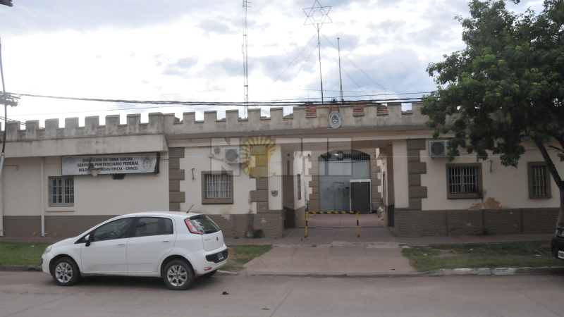 Quisieron pasarle siete celulares a un preso de la Unidad Regional 7