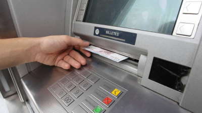 Desde hoy acreditan salarios en la administración pública