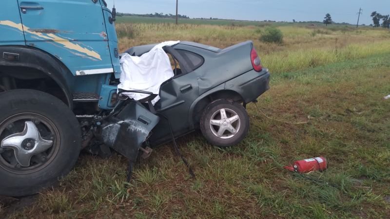 San Bernardo: camionero chocó de frente y mató al conductor de un Corsa