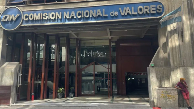El gobierno pone el foco en las operaciones de última hora en el exterior
