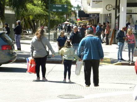 movimiento comercial febrero 2.jfif