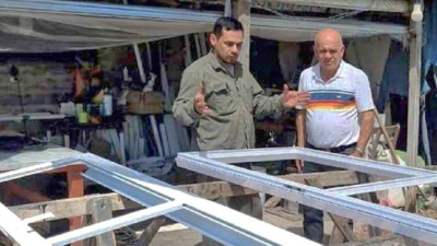 San Martín: fábrica de aberturas y ladrillería en el barrio Qom
