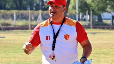 "Leo" Fernández condicionó su continuidad al frente de Sarmiento