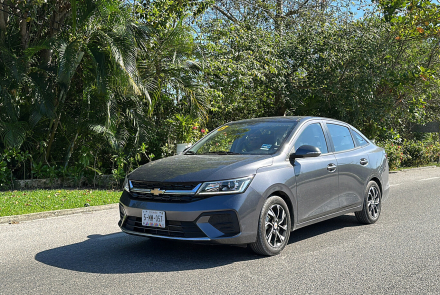 sedan.jpg