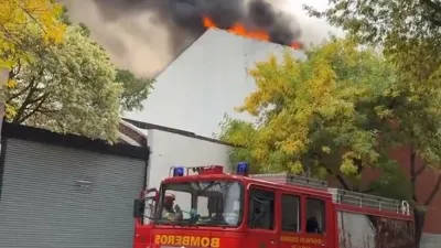 Se incendia otra vez el depósito de Iron Mountain