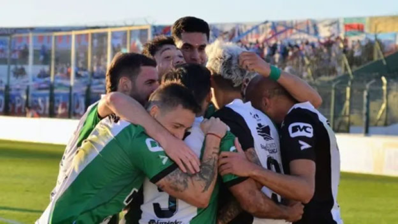 Copa Argentina: Villa Mitre eliminó por penales a Arsenal