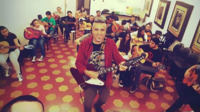 El reconocido músico Pepe Aguirre se encuentra en delicado estado de salud