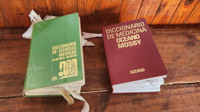 Ocultó más de dos kilos de cocaína en diccionarios de medicina
