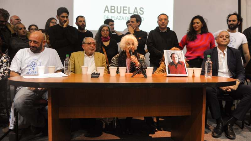 Abuelas confirmaron que el nieto restituido 133 es hijo de Cristina Navajas y Julio Santucho