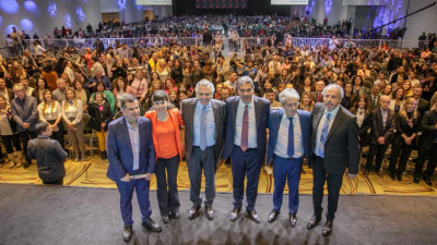 Alberto volvió a Resistencia y pidió el voto chaqueño para Capitanich