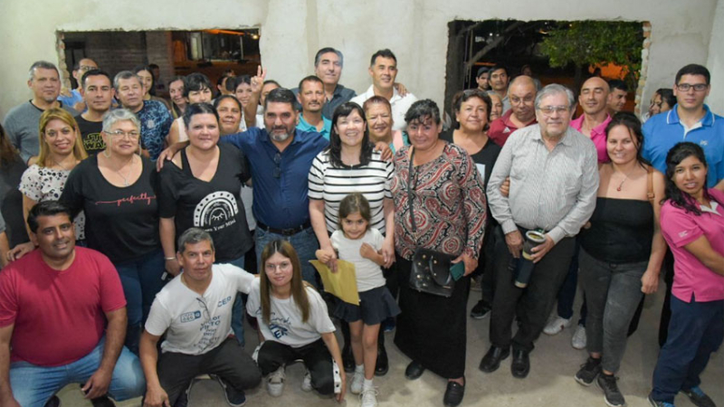 Cuesta se comprometió a acompañar el esfuerzo de los vecinos con políticas de Estado