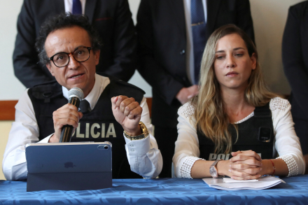 Christian Zurita Andrea Nader.jpg