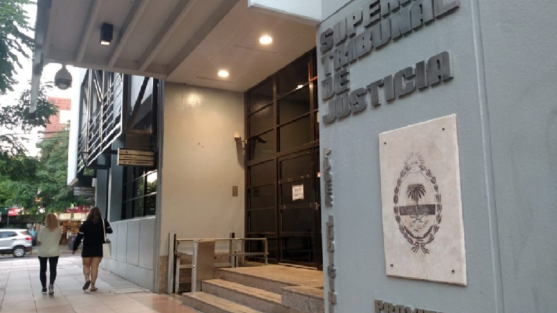 El STJ suma su rechazo al accionar de piqueteros contra un juez