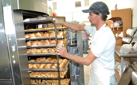 panaderos.jpg copy copy