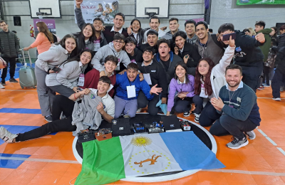 Estudiantes de escuelas técnicas arrasaron en la "Roboliga 2023"