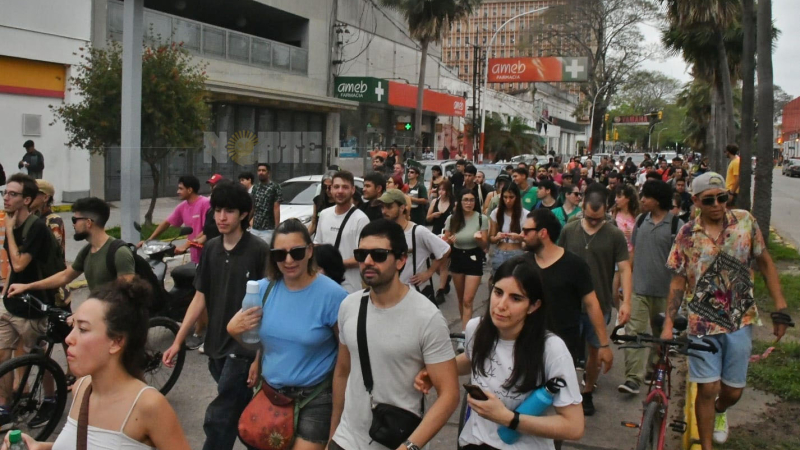 Marcha cannábica reclamó: "no más presos por plantar"