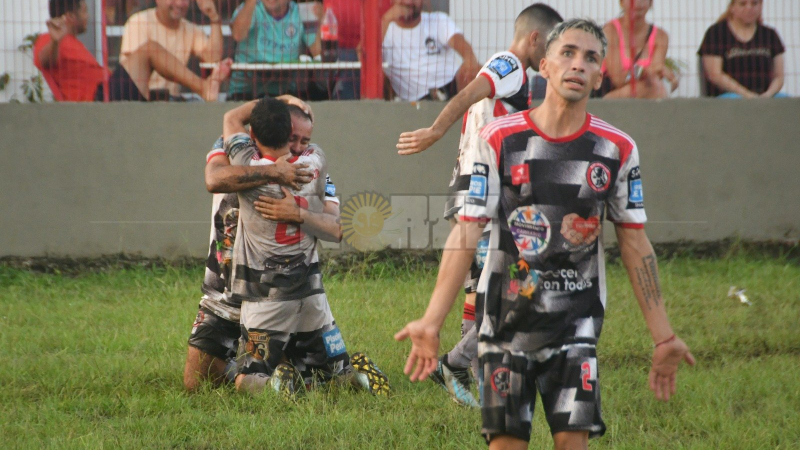 Deportivo Zona Sur goleó y logró el ansiado ascenso