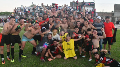 San Fernando se quedó en Primera de manera agónica