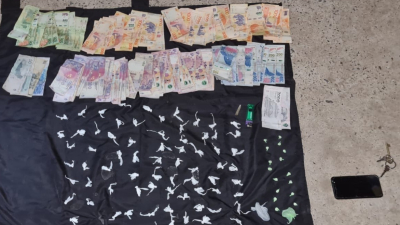 Detuvieron a una pareja con 87 bochitas de cocaína en Resistencia