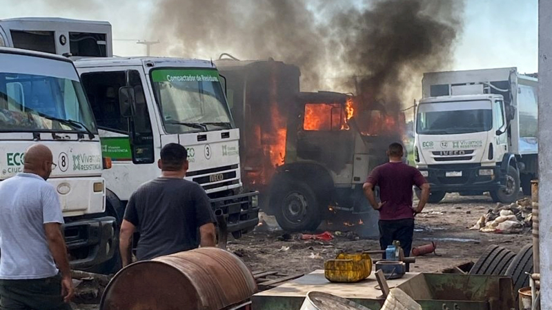 Se incendió un camión recolector de la Municipalidad