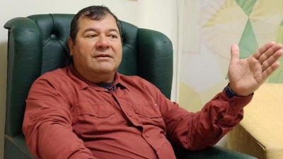 Emerenciano Sena comenzó una huelga de hambre