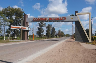 Coronel Du Graty celebra 82 años con gran baile popular y bandas en vivo