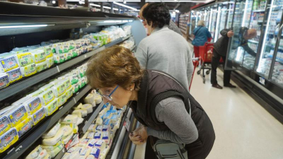 Enero cierra con fuertes aumentos y caída del consumo en los supermercados