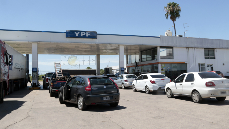 Vence el congelamiento del impuesto a los combustibles y en febrero podría aumentar la nafta