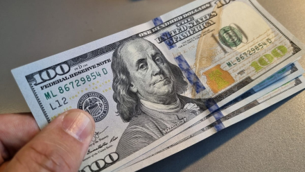 dolar.jpg