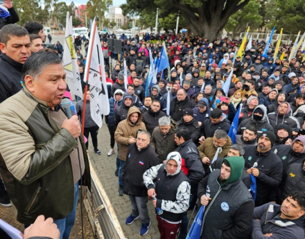 Chubut petroleros2.jpg