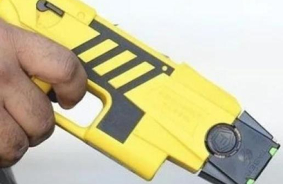 El oficialismo avanza para permitir el uso de pistolas Taser en la provincia
