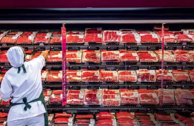 Por la crisis las familias dejan de consumir carne y leche
