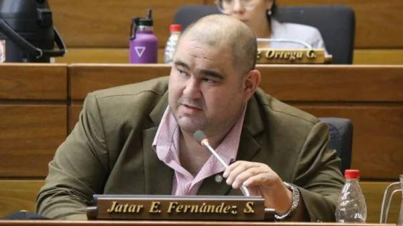 Paraguay: insólita revelación personal de diputado en el Congreso