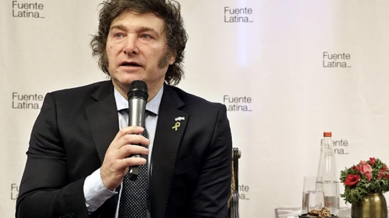 Javier Milei contó que habló con el Kun Agüero sobre las SAD para los clubes