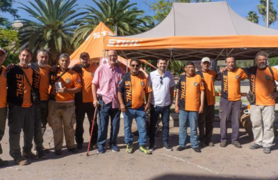 Brillo y color, a pleno arte, en el encuentro internacional de escultores