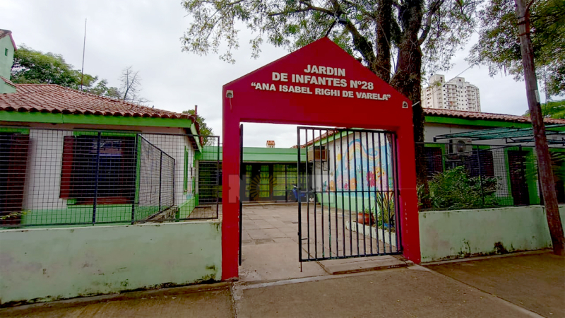 Sin clases en la Escuela N° 2 y el Jardín 28 por posible caso de meningitis